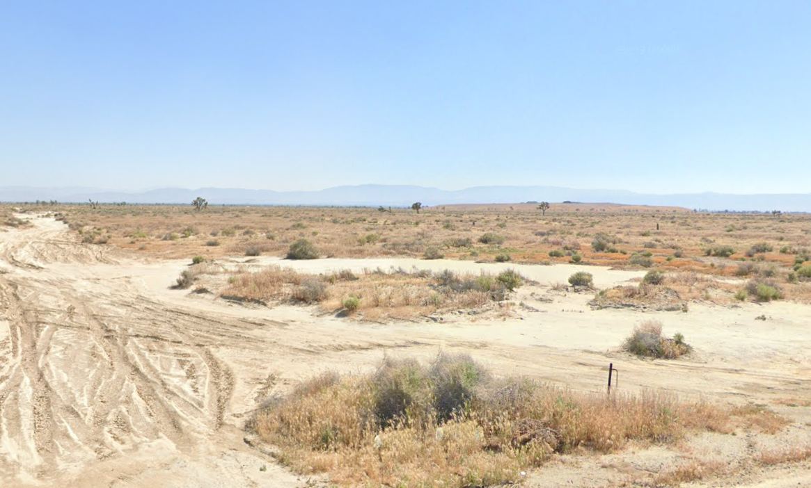 1.27-acre Los Angeles County Lot in Lancaster to Build Your Dream Home!